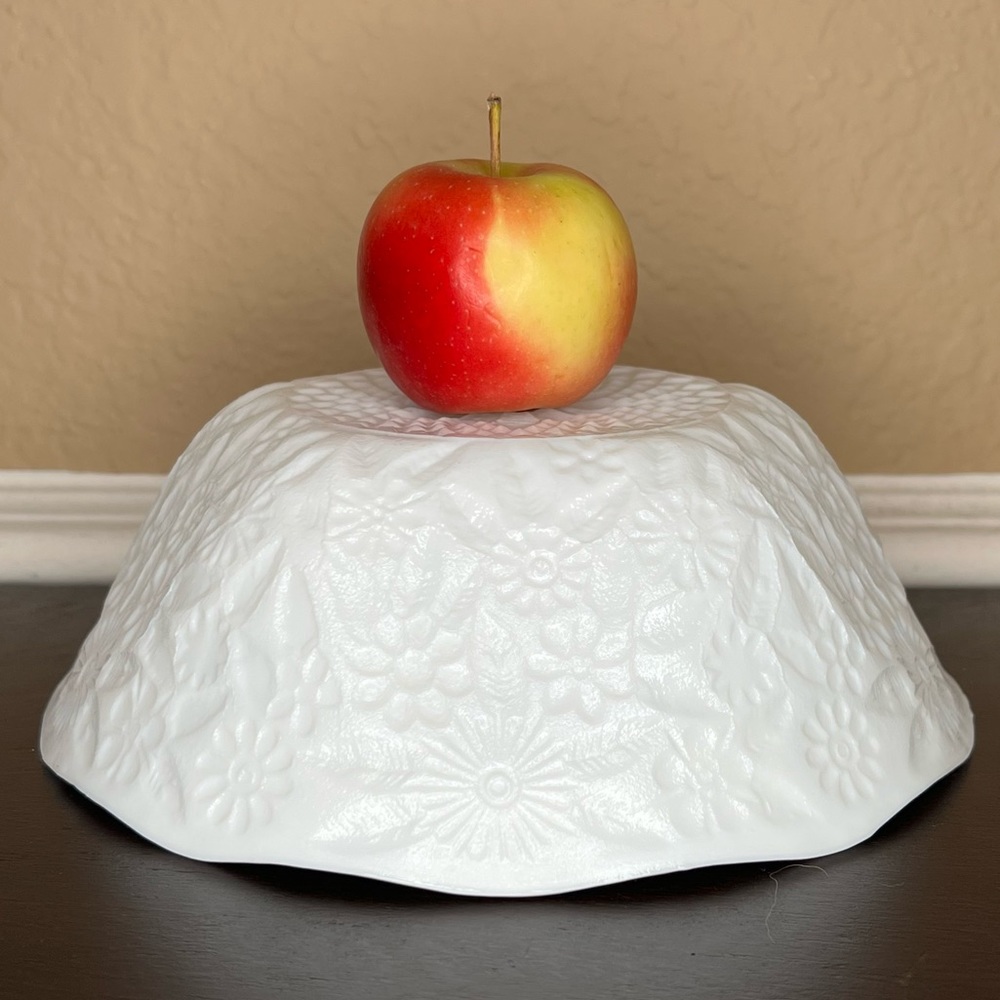 Vintage Indiana Glass Milk Glass Large Fruit Bowl, Pineapple & Floral Diamonds